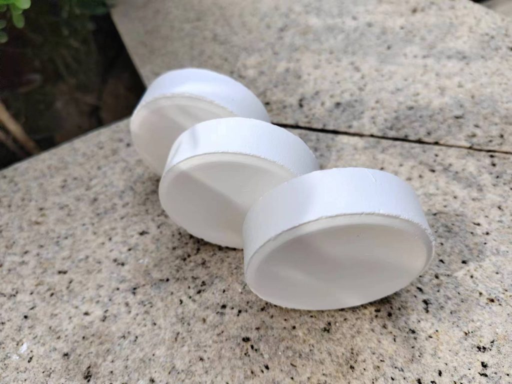 chlorine tablets in the pool maintenance