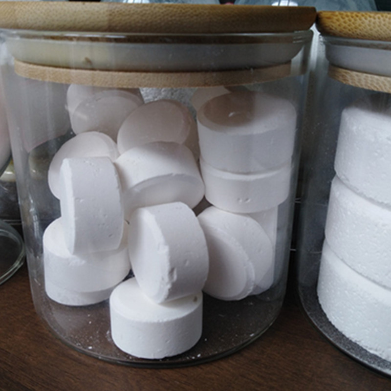 Chlorine tablets